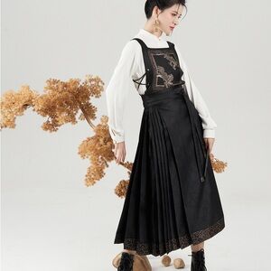 Brocade Black & Gold Hanfu Pleated Mamianqun Wrap Skirt & Crop Lace Up Tank Set